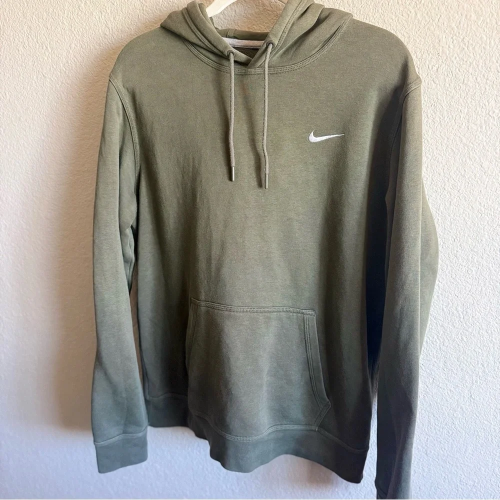 Nike Olive Green Solo Swoosh Hoodie - Loungewear Athleisure Athletic Size L